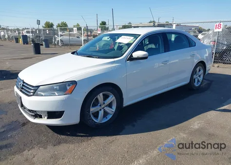 2014 Volkswagen Passat 1.8T Se z USA, uszkodzony, nr VIN 1VWBT7A36EC105159